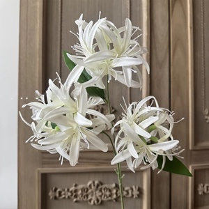 KW-F036 3-Köpfige Künstliche Lycorisradiata-Blume mit Langem Stiel Rote Spinnenlilie Künstliche Blume - Product Image 6