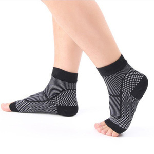 Calcetines de compresión para soporte de tobillo, nailon, elásticos, deportivos, protección para fútbol, ​​talla adulta Smlxl - Product Image 1