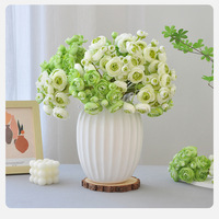 Bunga Ranunculus Mini 6 Tangkai Grosir LE-345, Bunga Ranunculus Sutra Imitasi untuk Buket Pengantin & Dekorasi Meja Acara