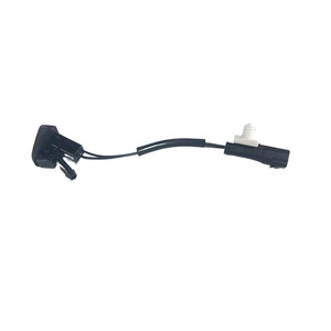 Buse de lave-glace Volvo 31301524 en plastique mécanique pour camions de moyenne et grande capacité - Product Image 2