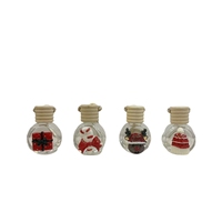 Diffuseur de parfum pour voiture de Noël 8 ml, pendentif carré en cristal, bouteille en verre avec couvercle en cristal, désodorisant aromathérapie, motif dessin animé