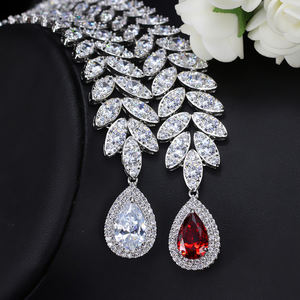 Wholesale Factory Direct Sales Luxury Two-<strong>piece</strong> Wedding <strong>Jewelry</strong> Zircon Pendant Set Necklace Earrings Accessories Wedding <strong>Jewelry</strong> - Product Image 6