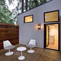 Maison conteneur de 20 pieds au design moderne personnalisé, structure préfabriquée, cadre en acier galvanisé, panneaux sandwich, mini-maison mobile