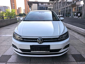 <span class=keywords><strong>Polo</strong></span> Hatchback 2023 de <span class=keywords><strong>Segunda</strong></span> <span class=keywords><strong>Mano</strong></span>, Automático, Euro VI, Asientos de Tela, Techo Panorámico, Cámara Trasera, Neumáticos R15, Volante a la Izquierda - Product Image 1