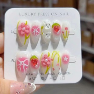 <span class=keywords><strong>Uñas</strong></span> Postizas de Diseño Personalizado, 10 Piezas, Tema de <span class=keywords><strong>Flores</strong></span> Rosadas de Lujo, Hechas a Mano, Forma Almendrada, Medianas, de Presión - Product Image 4