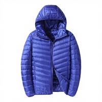 Nouvelle Veste Décontractée Homme Hiver 2026 Légère Matelassée Tendance Coupe Slim Portable Chaude à Capuche Coupe-Vent Teinte Unie