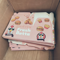 Boîte personnalisée rose pour poulet frit Boîte d'emballage aéré pour ailes avec sauce Poulet croustillant et frites à emporter Boîte à pizza pour frites de poulet
