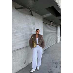 Abrigo largo con capucha de piel de conejo marrón Vania, cierre de cremallera de un solo botón, estampado de leopardo, tela de lana tejida. - Product Image 4