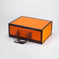 Boîtes rigides personnalisées de luxe en matériaux recyclés, papier couché, lamination mate, fermeture magnétique pour chaussures et vêtements