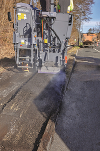 Fresadora de Asfalto W100Fi de 1000 mm para Construcción de Carreteras, Recicladora en Frío para Rehabilitación Vial, Preparación de Pavimentos y Trabajos de Fresado - Product Image 5