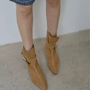 Botines de tacón medio grueso con hebilla y punta cuadrada de diseño exclusivo, cómodos y superventas para mujer 2026 - Product Image 2