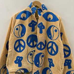 Veste courte d'hiver en velours Suzani brodée, motif champignon, en coton respirant, avec détails boutonnés, style festival hippie, bomber, duster, unisexe, cadeau - Product Image 4