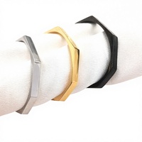 Punk Carré Manchette Bracelet En Acier Inoxydable Géométrique Ouvert Bracelet Amoureux Cadeau pour Hommes Femmes Déclaration