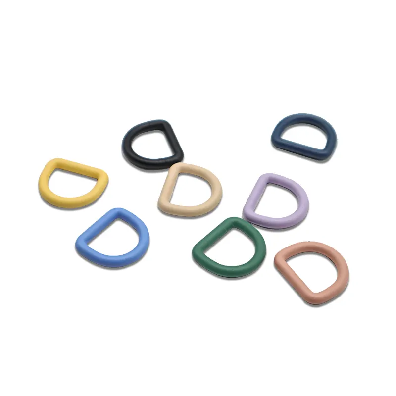 रंगीन जस्ता मिश्र धातु डी-छल्ले बकसुआ टिकाऊ हार्डवेयर सामान एबीएस प्लास्टिक लेपित धातु डी के छल्ले पालतू harnesses के लिए कॉलर पट्टा