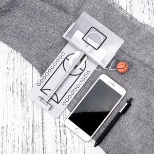 เกมยิงบาสเก็ตบอลขนาดเล็ก เกมตั้งโต๊ะสำหรับสำนักงานเพื่อการศึกษา ทำจากพลาสติกและโลหะ - Product Image 4