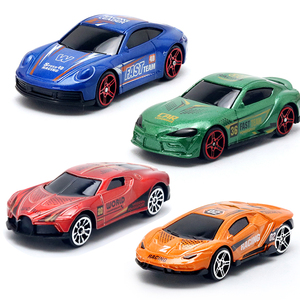YZMODEL Lot <span class=keywords><strong>de</strong></span> 4 mini-véhicules <span class=keywords><strong>de</strong></span> course sportifs en alliage moulé sous pression à roues libres, échelle 1:64, pour garçons - Product Image 1