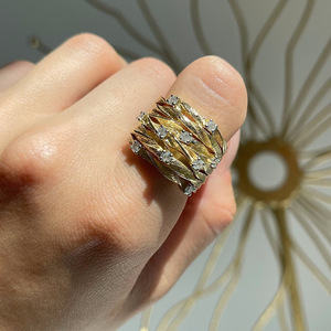 Anello da donna a fascia larga con design a nido d'ape e multi-loop - Product Image 2