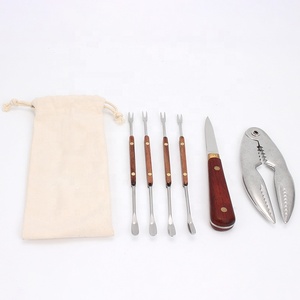 Il <span class=keywords><strong>Set</strong></span> di strumenti per mangiare frutti di mare portatile include coltello ostrica in legno Cracker Picks coltello a conchiglia in borsa di tela - Product Image 1