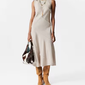 ชุดเดรสผ้าฝ้ายทรงเอ สไตล์เก๋ไก๋ แต่งระบาย ดีไซน์เซ็กซี่  ลำลอง  สำหรับออกงานกลางคืน  ความยาวปานกลาง  เหมาะสำหรับฤดูร้อน สำหรับผู้หญิง - Product Image 1