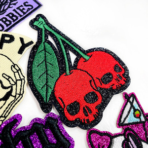 Patchs personnalisés brodés Halloween Fantôme Crâne en toile écologique thermocollants ou à coudre pour vêtements et sweats à capuche - Product Image 3
