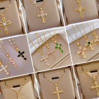 Collier Ras-du-Cou Tendance en Chaîne à Maillons d'Acier Inoxydable 316 avec Pendentif Croix en Zircone Cubique pour Femme