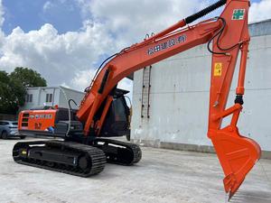 Excavatrice d'occasion HITACHI ZX200 pour travaux de terrassement à vendre - Product Image 6