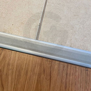 Profilé de transition en alliage d'aluminium pour sol plat, bande de couverture de sol, bande de <span class=keywords><strong>seuil</strong></span> <span class=keywords><strong>large</strong></span> - Product Image 4