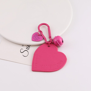 Llavero de Corazón de Cuero DIY Hecho a Mano, Accesorios de Material para Colgante de Bolso de Béisbol, Grabado en Relieve, Impresión, Resina Plástica de Alta Calidad - Product Image 5
