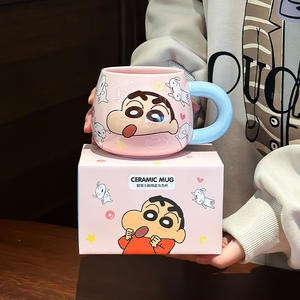 แก้วเซรามิคลายการ์ตูนเครยอนชินจัง พร้อมช้อน ดีไซน์ทรงกลม แก้วเดี่ยว แก้วกาแฟสำหรับสำนักงาน ของขวัญวันเกิด สำหรับใช้งานทั่วไป - Product Image 5