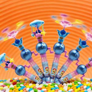 Carrousel <span class=keywords><strong>de</strong></span> bonbons <span class=keywords><strong>de</strong></span> l'univers avec chewing-gum et bonbons durs pour enfants - Jouet en plastique promotionnel, JOUETS EN BONBONS, Dulces <span class=keywords><strong>De</strong></span> Juguete pour enfants - Product Image 6