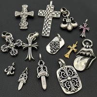 Collier pendentif croix vintage en acier tungstène pour homme, bijou haut de gamme Fleur de Lys et épée, charme religieux antique pour garçons