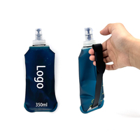 Flacon souple anti-fuite Bouilloire de course pliable Bouteille d'eau douce pliable Flacon de sport portable avec dragonne