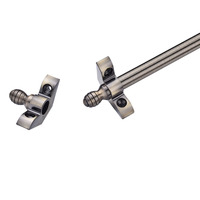 Barres de support de tapis de bande de roulement d'escalier de haute qualité avec des tiges d'escalier d'acier inoxydable et d'aluminium d'accessoires