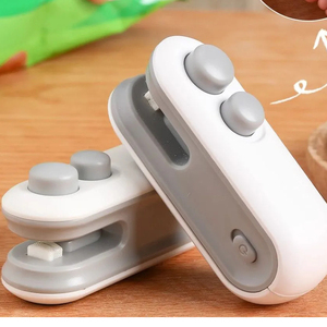 เครื่องซีลถุงพลาสติกแบบพกพา ชาร์จไฟผ่าน USB พร้อมที่ตัดในตัว - Product Image 5