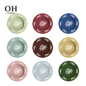 Assiettes de Dîner Haut de Gamme en Porcelaine Fine, Motif Fleurs de Pois Vertes Délicates, Résistantes au Lave-Vaisselle et au Micro-ondes - Product Image 3