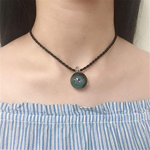 Galaxy Planet Nebula Ribbon Vortex Cosmos Series Collier au design unique Pendentif boule d'univers en verre - Product Image 3