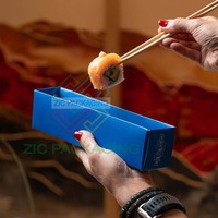 Boîte à lunch à emporter pour sushis avec séparateur Boîte à emporter pour petit déjeuner de restauration rapide personnalisée Offre Spéciale boîte à papier pour tiroir à sushi délicieux