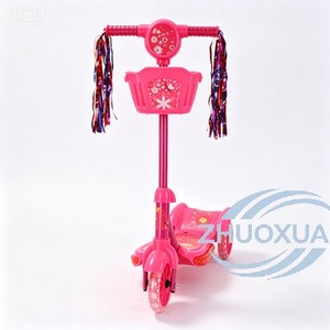 Trottinette pour enfants verte avec panier, trois roues, corps en plastique, pour jeux en plein air, 2-4 ans - Product Image 4