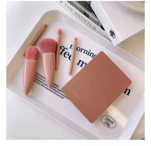ชุดแปรงแต่งหน้าขนาดเล็ก 5 ชิ้น สีชมพูน่ารัก พร้อมกระจกพกพา ขนแปรงนุ่ม ใช้ได้กับรองพื้นและแป้ง - Product Image 4