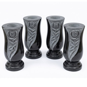 Vase <span class=keywords><strong>funéraire</strong></span> <span class=keywords><strong>en</strong></span> <span class=keywords><strong>granit</strong></span> noir sculpté <span class=keywords><strong>en</strong></span> forme de rose, style europé<span class=keywords><strong>en</strong></span>, pour pierre tombale <span class=keywords><strong>en</strong></span> <span class=keywords><strong>granit</strong></span> noir absolu du Shanxi - Product Image 1