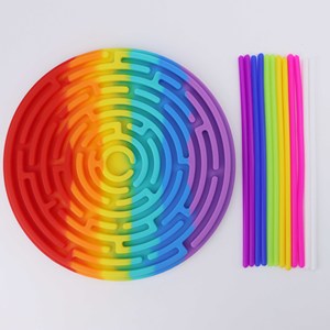 Tablero de actividades sensoriales de silicona, juguete para aliviar el estrés para niños, unisex, 14 cm de diámetro, diseño de laberinto arcoíris - Product Image 2