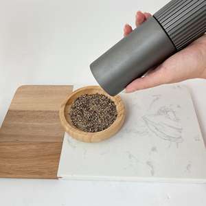 Juego <span class=keywords><strong>de</strong></span> molinillo Manual <span class=keywords><strong>de</strong></span> sal y pimienta <span class=keywords><strong>de</strong></span> madera, 2 uds., cuchillas <span class=keywords><strong>de</strong></span> cerámica, diseño estriado, molinillo <span class=keywords><strong>de</strong></span> pimienta, grosor ajustable, acabado negro, cocina - Product Image 5