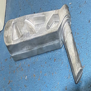 Componente de Aluminio Mecanizado por CNC, Orificios y Ranuras de Precisión, Uso Industrial, Servicio OEM Personalizado, China - Product Image 1
