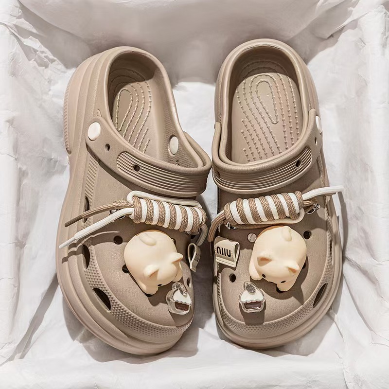 สีน้ำตาล