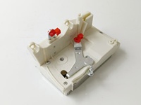Loquet de porte 00116536R Droit Sans actionneur de verrouillage centralisé 24V pour IVECO Eurocargo Stralis Trakker Cross OE 98416346