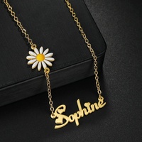 Collier personnalisé en acier inoxydable avec fleur de marguerite et nom gravé, chaîne à maillons romantique, livraison directe
