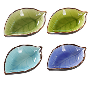 Nuovo piatto piccolo in ceramica per uso domestico glassa ghiacciata salsa per immersione in ceramica salsa di soia piattino a forma di foglia piatto per condimento a forma di foglia - Product Image 6