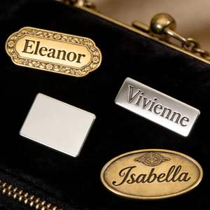 Etiquetas de Metal Personalizadas con Logotipo, Etiquetas Rectangulares para Ropa, Accesorios para Bolsos, Diseño de Moda con Borde Cortado a Láser, Marca Grabada - Product Image 2