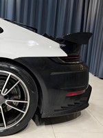 Kit carrosserie en fibre de carbone sèche style TOP pour Porsche 911 992 modifiée (facelift) : lèvre de pare-chocs avant, jupes latérales, aileron arrière