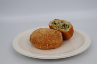 Croquette croustillante et réconfortante à base de plantes frites dorées avec des protéines végétales savoureuses et crémeuses Snack délicieux aliments et boissons